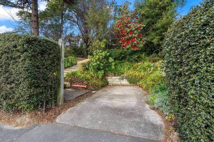 216 North Road North East Valley_25