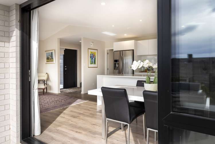 15 Nanchang Road Burleigh_30