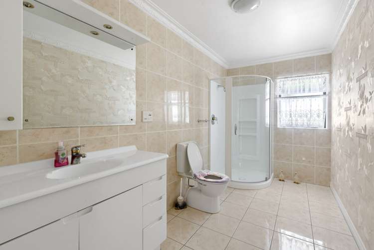 16 Waimanu Bay Drive Te Atatu Peninsula_22