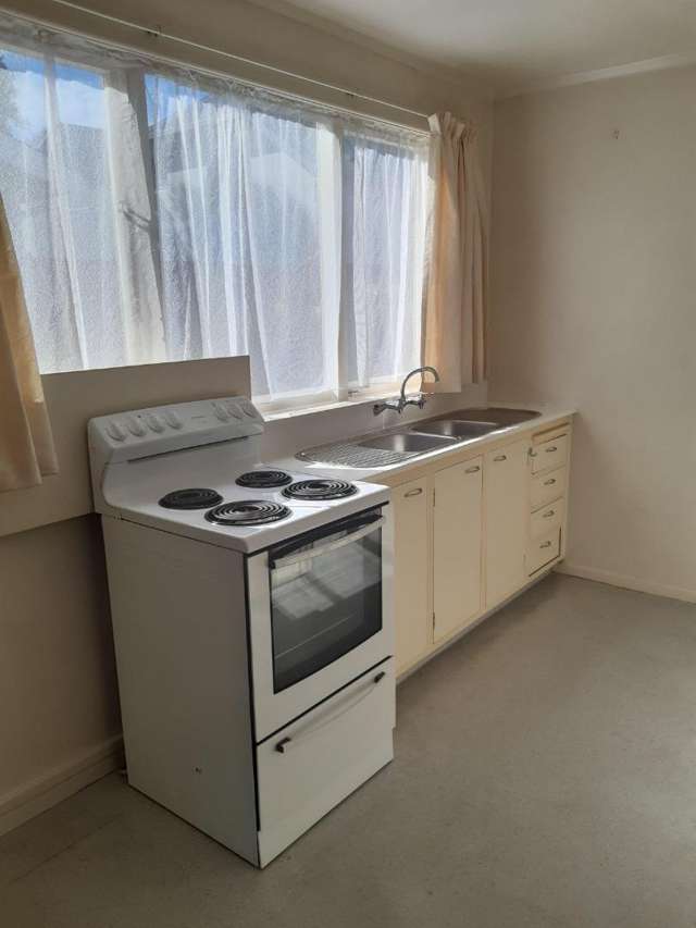 2/8 Stanmore Road Linwood_4