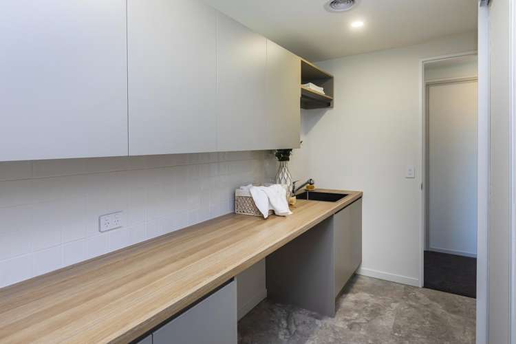 43 Candlesticks Crescent Lincoln_24