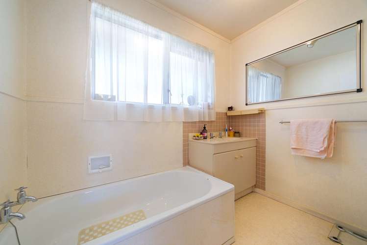 464 Blockhouse Bay Road Blockhouse Bay_16