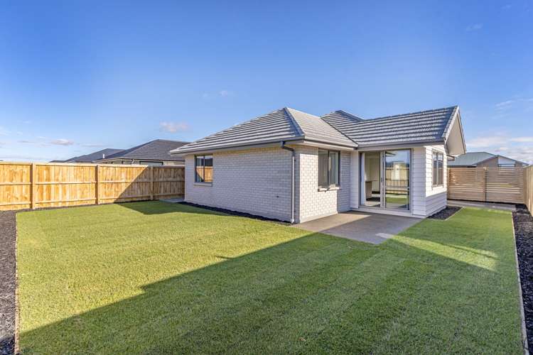 12 Henshaw Street Woodend_11