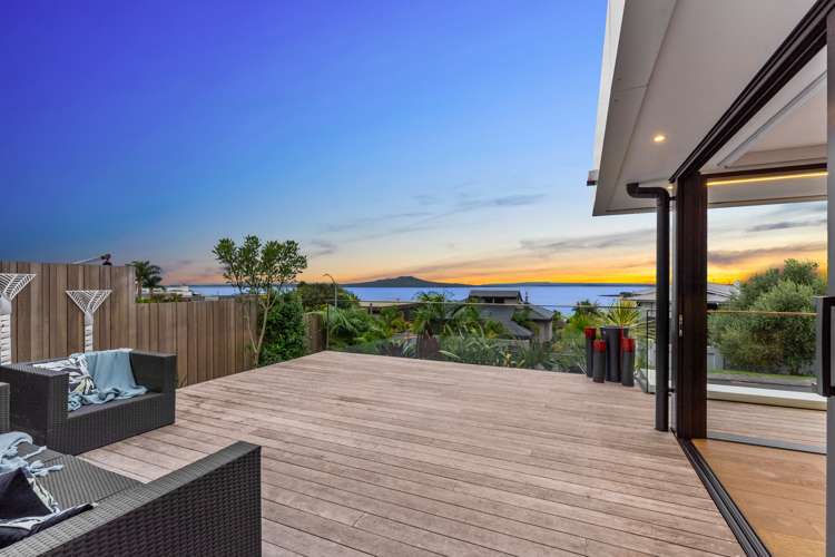 15 Marama Street Castor Bay_11