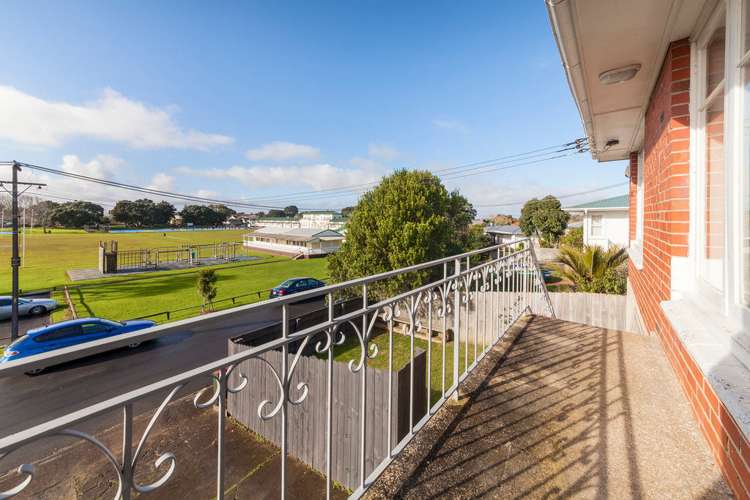 2/4 Boyd Avenue Royal Oak_0