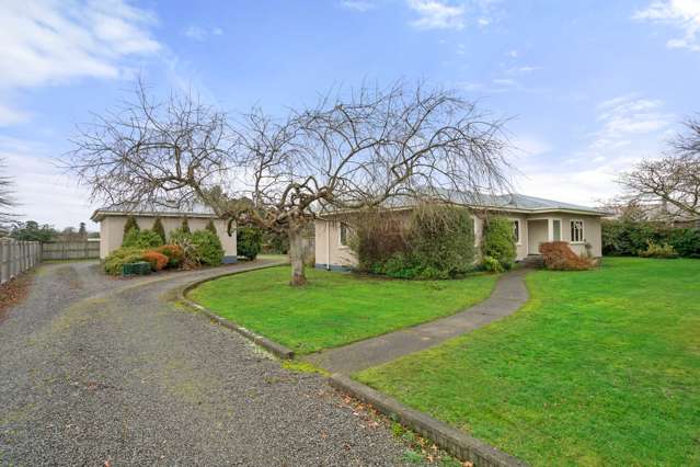 1/2 Acre - 4 Bedrooms!!! BEO $629,500