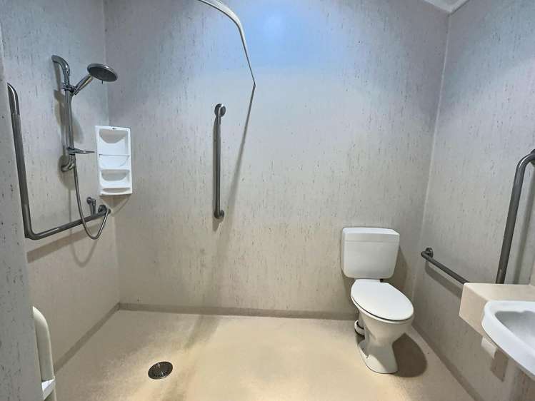 6/68 Whiteley Street Moturoa_11