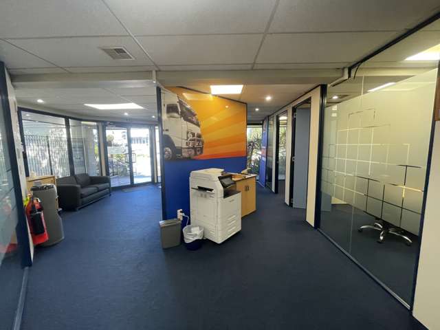 Front Office/326 Church Street Penrose_1