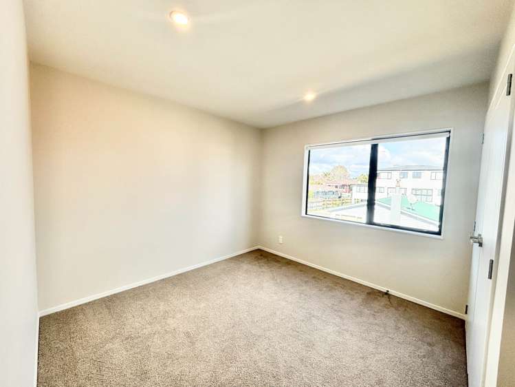 10/113 Moore Street Howick_7