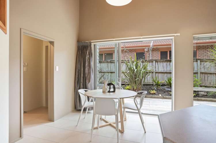 103G Glengarry Road Glen Eden_9