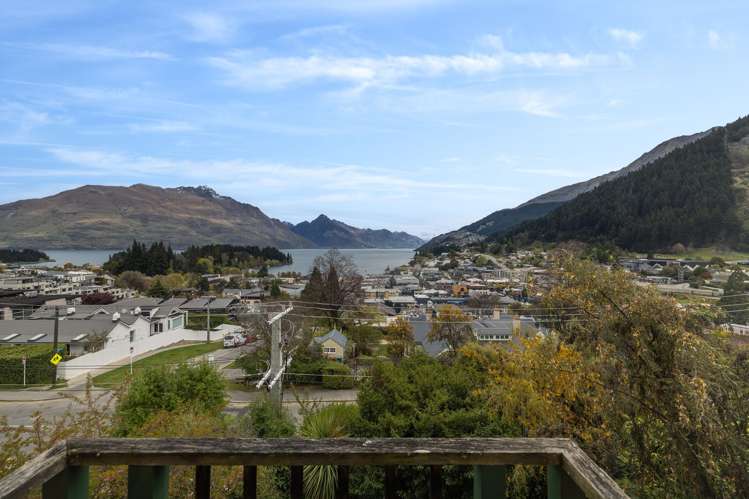 61 Hallenstein Street Queenstown_5