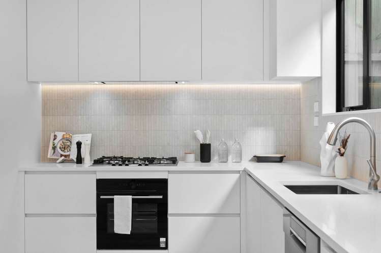 2/129 Arran Road Browns Bay_9