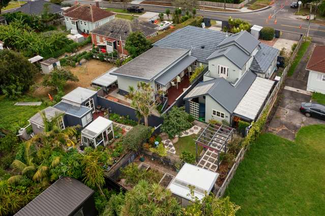 8 & 10 Beagle Avenue Owairaka_2