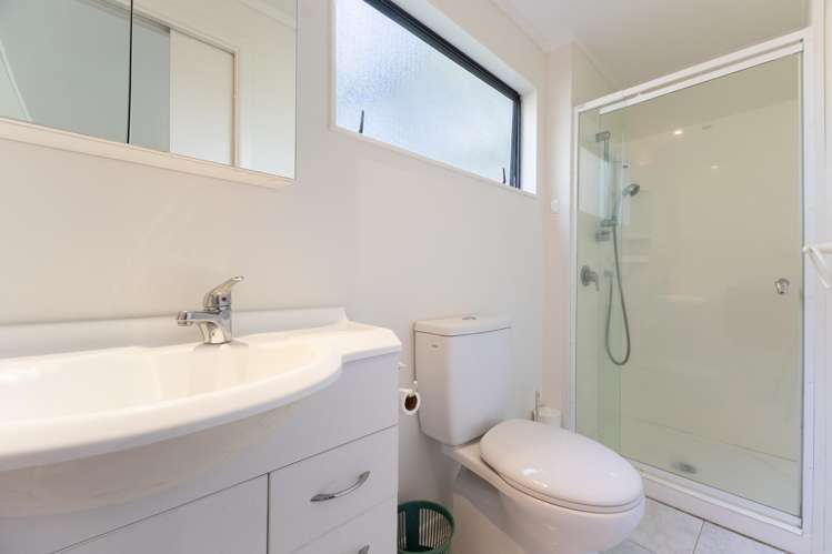 29 Cranbrook Grove Waikanae_15