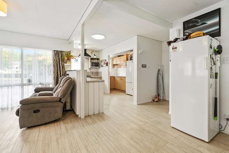 17 Parkland Crescent Kamo_8