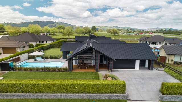 25 Baxter Michael Crescent Cambridge_1