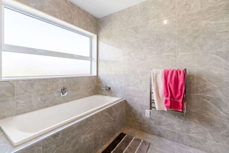 28 Shah Place Glen Eden_15