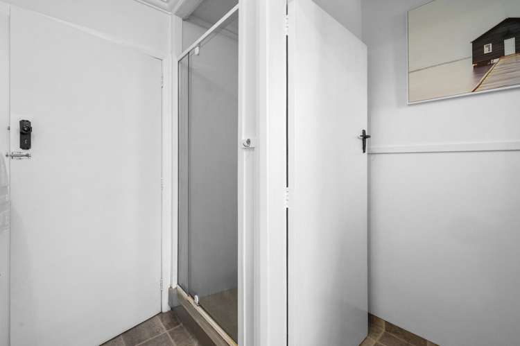 8 Otonga Road Springfield_15