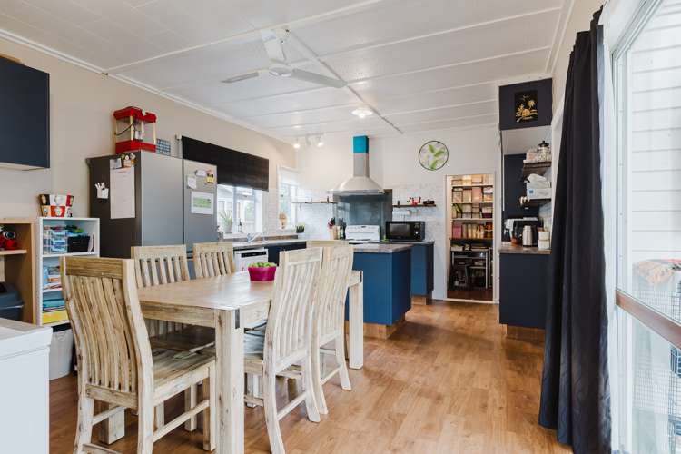 37 Tui Street Pahiatua_12