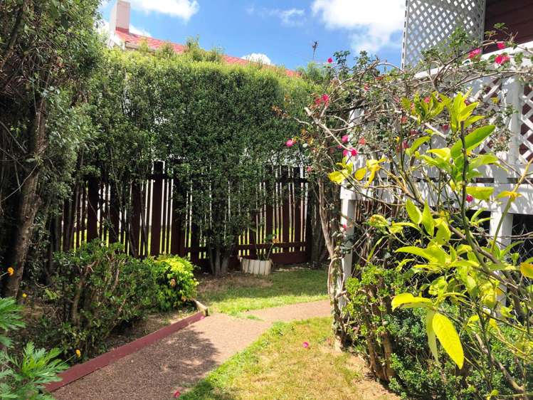 1/8 Wattle Street New Lynn_10