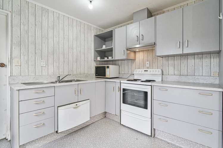 2/1101 Cunningham Crescent_1