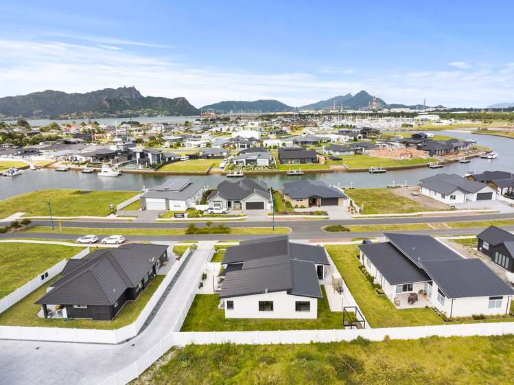 20 Maturiki Drive One Tree Point_39