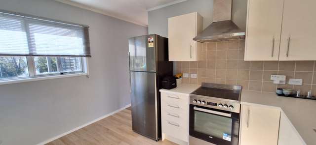 2/8 Phillipa Place 1607_3
