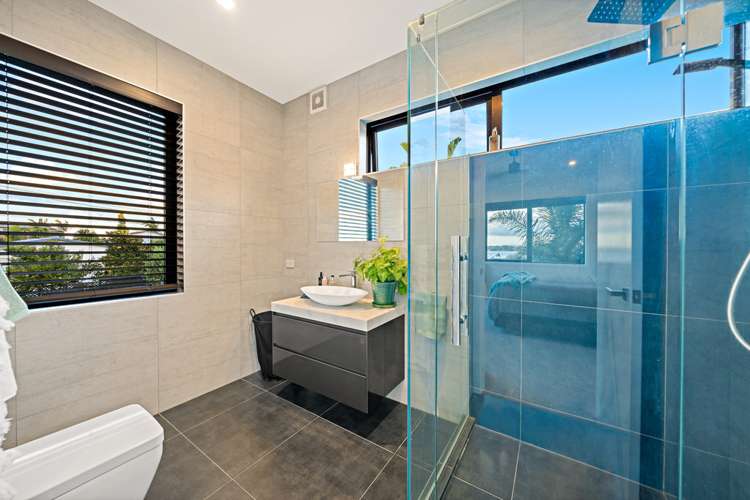 10 Calder Place Wai O Taiki Bay_19