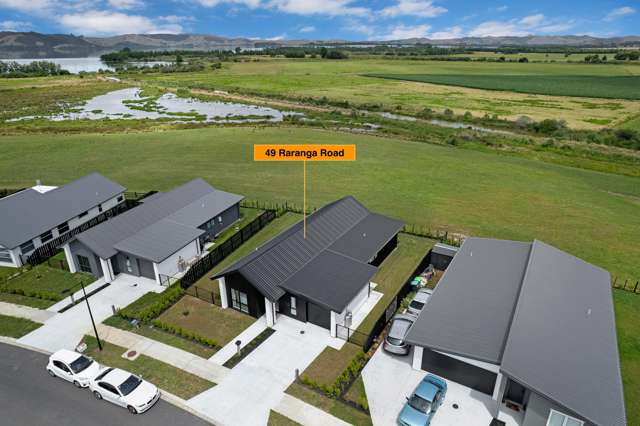 Prime 520 sqm Section with Reserve and Lake Views!