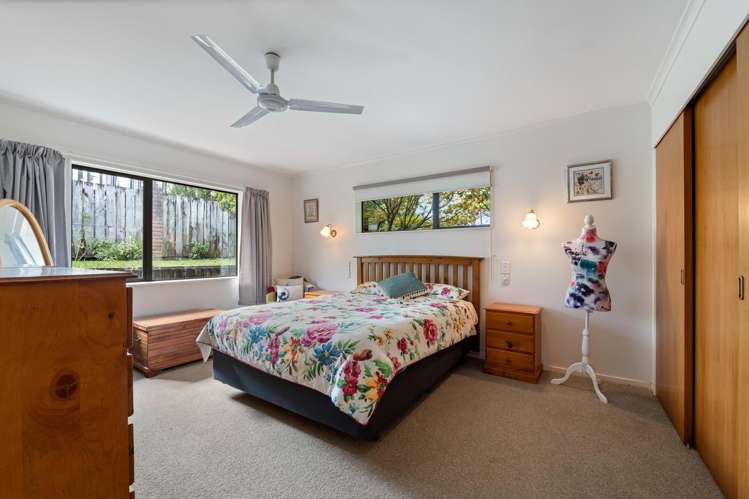 4 Ruskin Place Westown_9