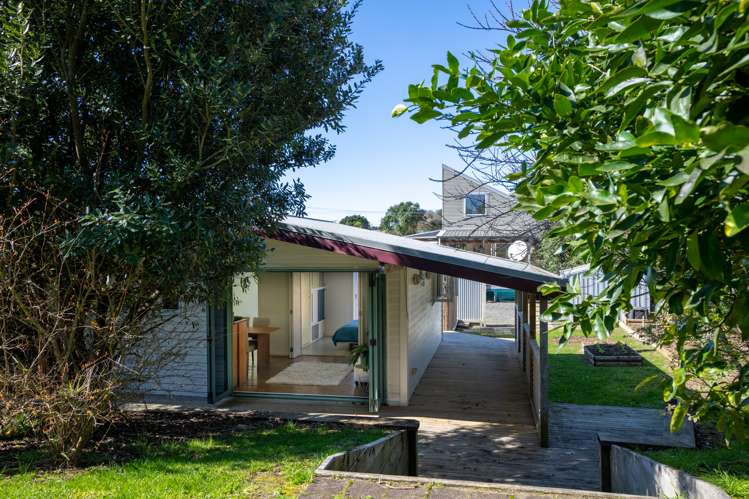 5 Karioi Crescent Raglan_10