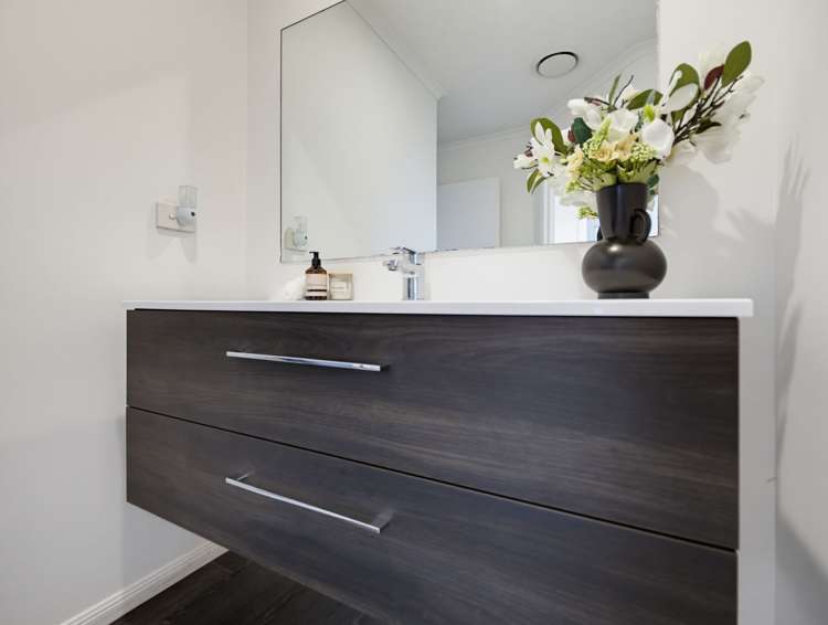 129 Burns Street Leamington_23