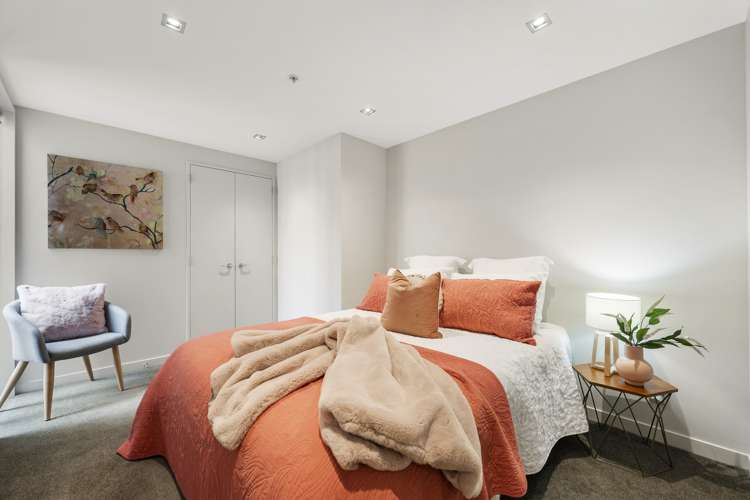 6d/82 Cable Street Te Aro_11