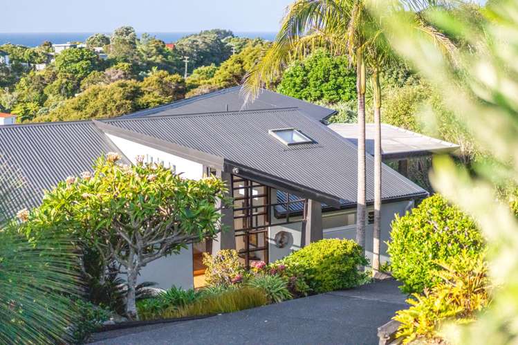 95 Queens Drive Oneroa_11