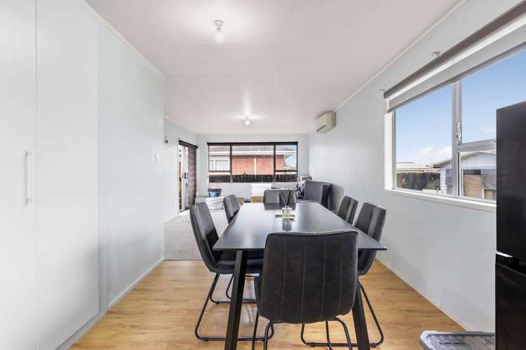 169 Mahia Road Wattle Downs_11