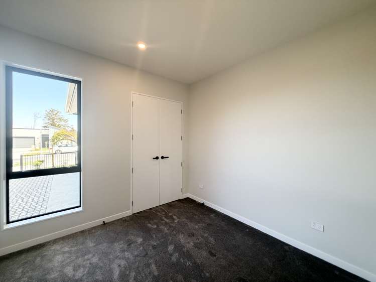 86 Parish Drive Milldale_11