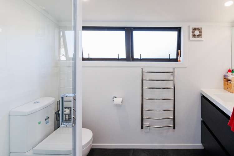 66 Pencarrow Street Highbury_14