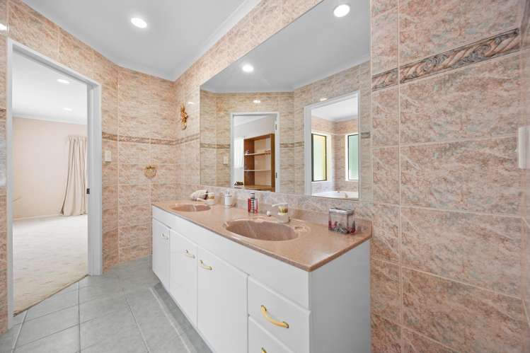 44 Gracechurch Drive Flat Bush_21