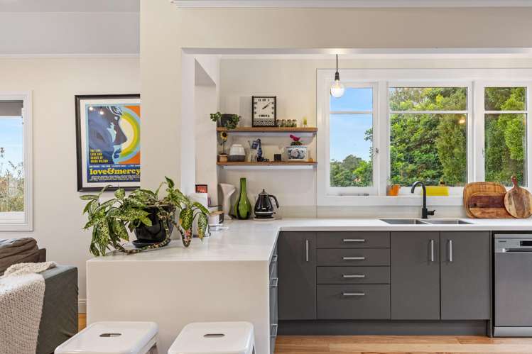 36 West Lynn Road Titirangi_12