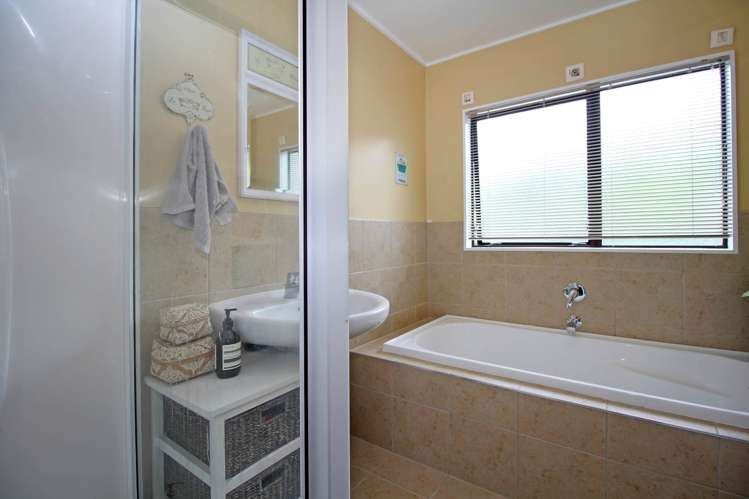 3/205 Lake Road Belmont_7