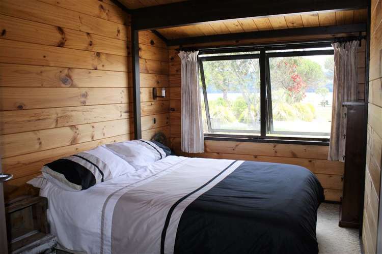 12 Ajax Head Pauanui_9