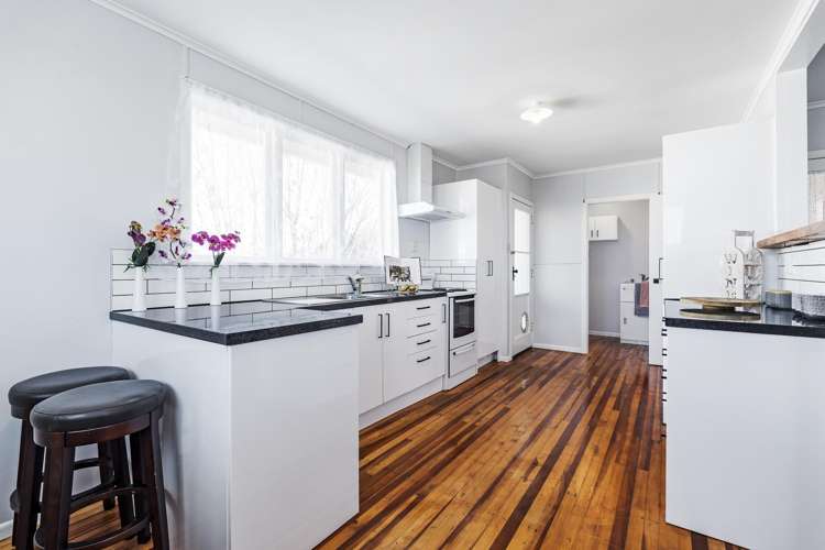 14 Raleigh Street Waitara_5