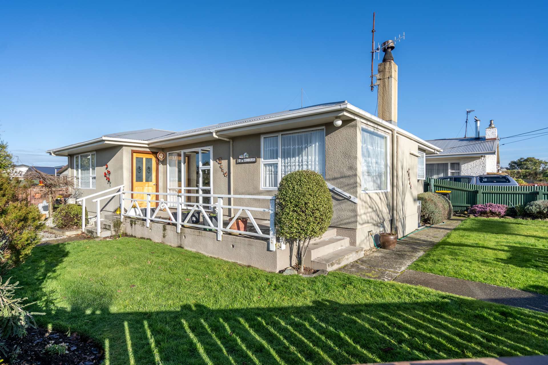 10 Edinburgh Crescent Waikiwi_0