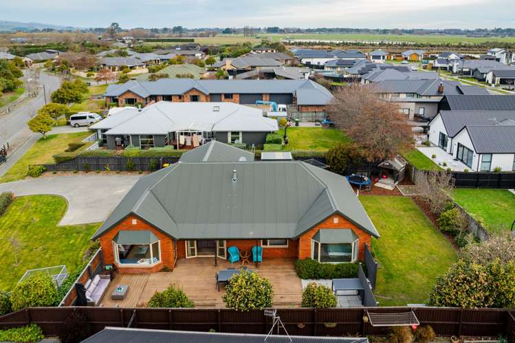 206 Southfield Drive Lincoln_17