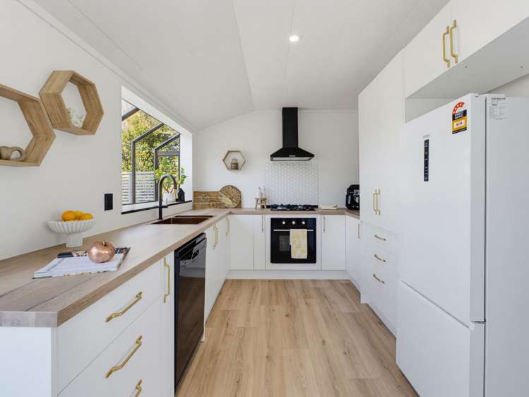 16 Kaiwaka Mangawhai Road_1
