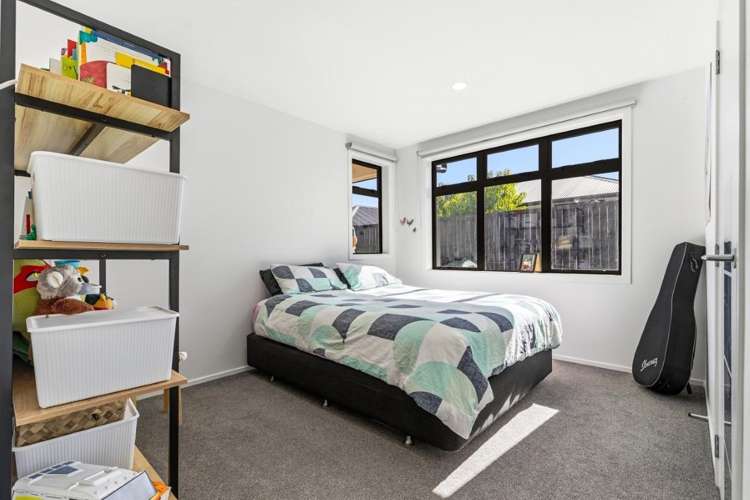 32 Lockerbie Street 10767_12