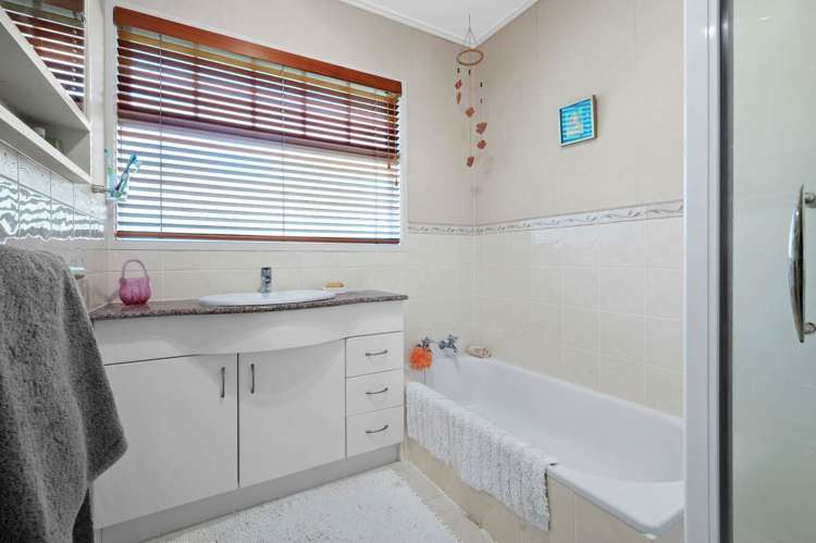 11 Mcmillan Place Mellons Bay_9