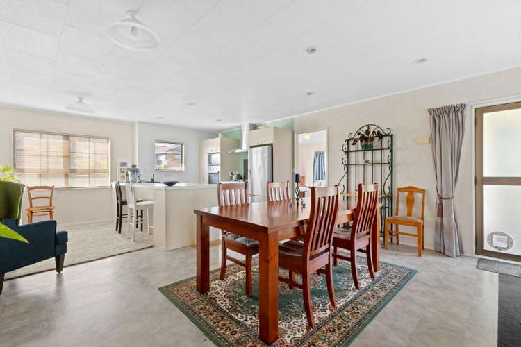 8 Aquarius Drive Kawaha Point_8