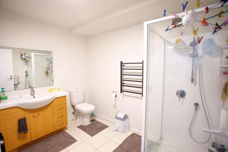 8A Sheridan Terrace Johnsonville_23