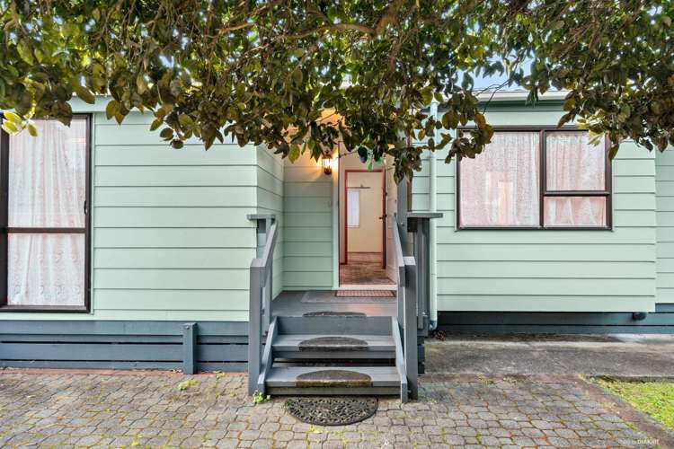 40 Kingsway Avenue Sandringham_9